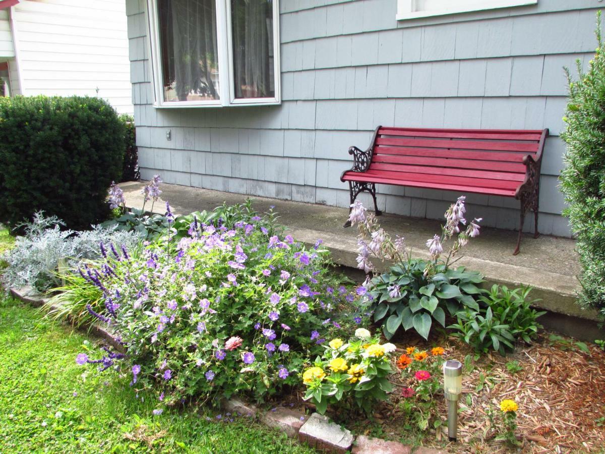 Whirlpool Cottage Niagara Falls Exterior photo